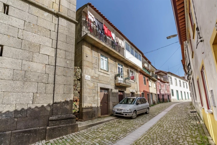 Moradia T2 para Venda em Alcaide Foto 3