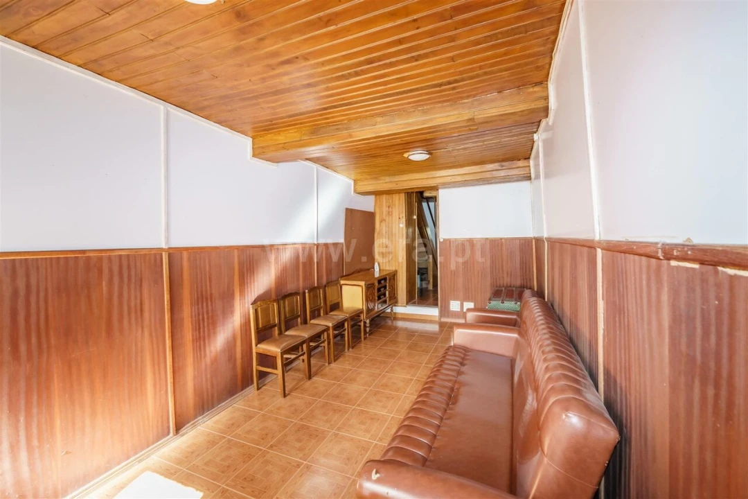 Moradia T2 para Venda em Alcaide Foto 10