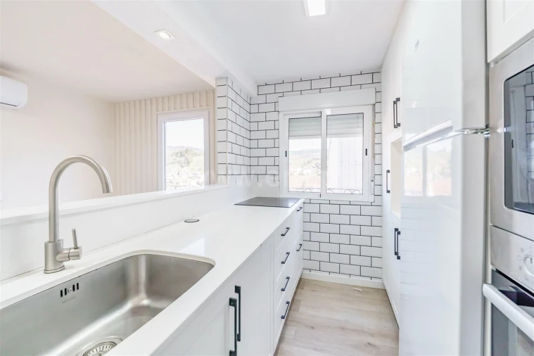 Moradia T3 para Venda em Silvares Foto 3