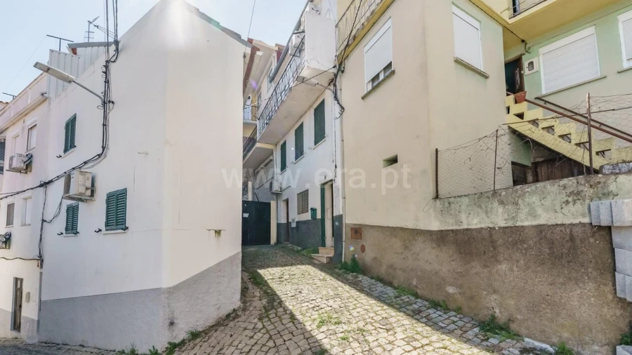 Moradia T3 para Venda em Silvares