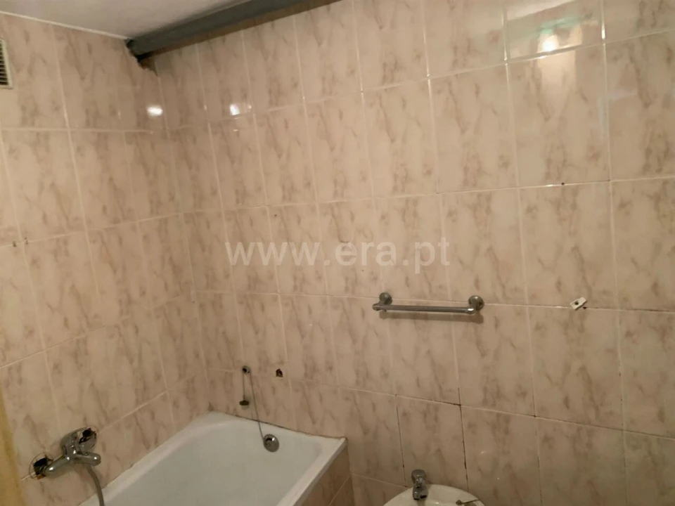 Moradia T3 para Venda em Silvares Foto 16