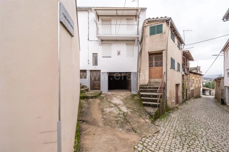 Moradia T3 para Venda em Castelejo Foto 1