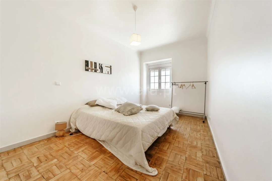 Moradia T4 para Venda em Caria Foto 17