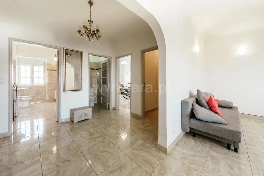 Moradia T4 para Venda em Caria Foto 13