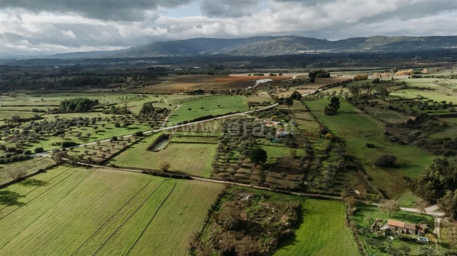 Quinta T0 para Venda em Orca Foto 5
