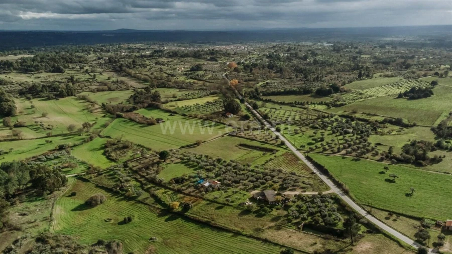 Quinta T0 para Venda em Orca Foto 3