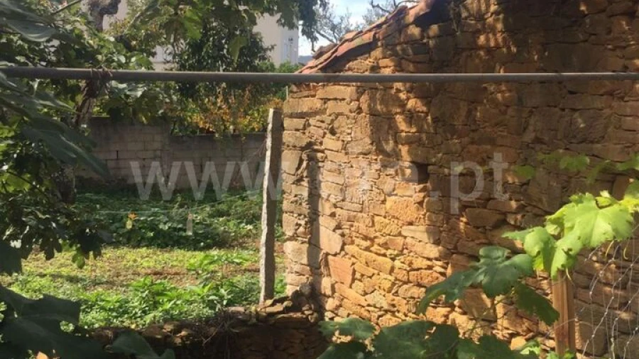 Terreno para Venda em Souto da Casa
