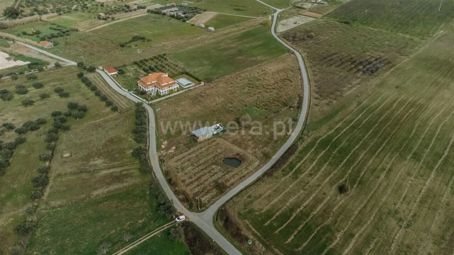 Terreno para Venda em Telhado Foto 6