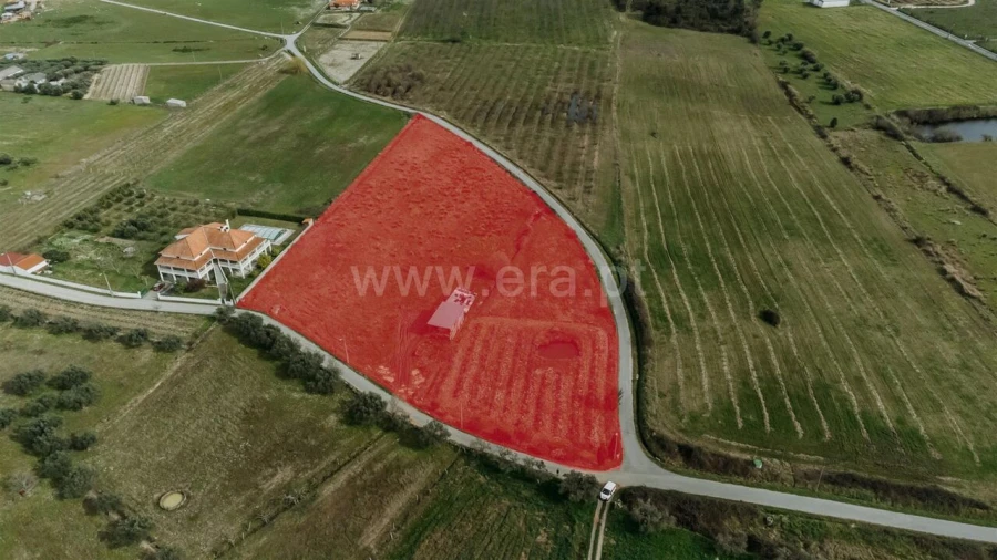 Terreno para Venda em Telhado Foto 9