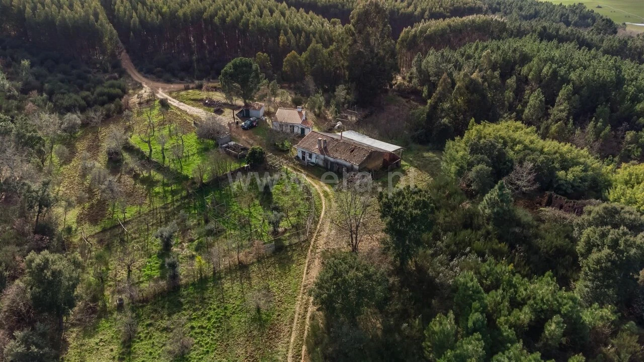 Terreno para Venda em Fatela Foto 1