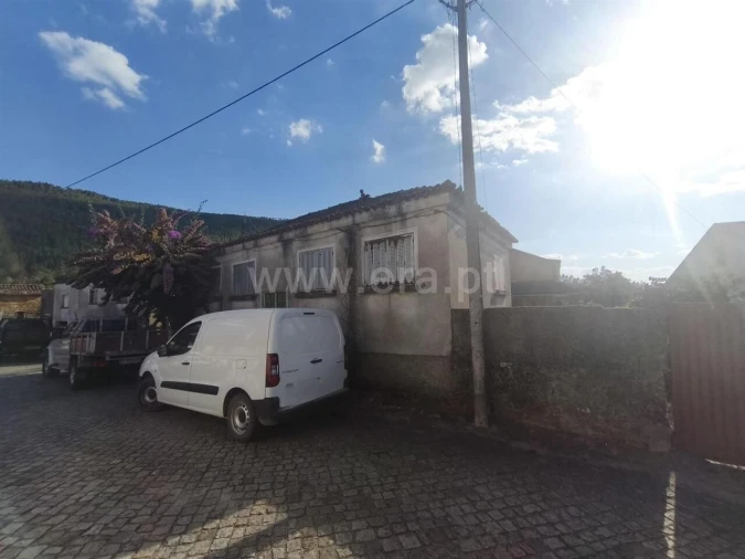 Moradia T3 para Venda em Bogas de Cima Foto 1