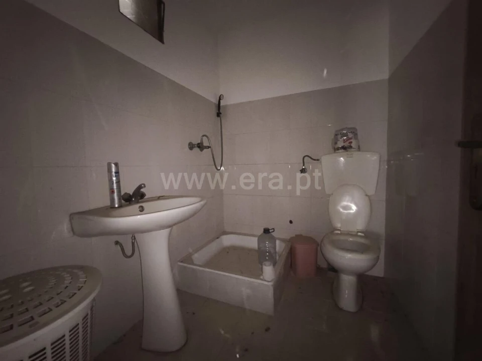 Moradia T3 para Venda em Bogas de Cima Foto 14