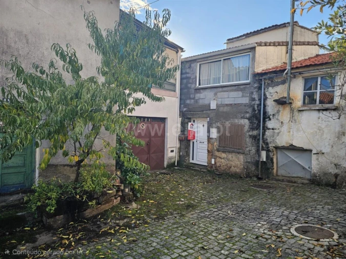 Moradia T2 para Venda em Barroca