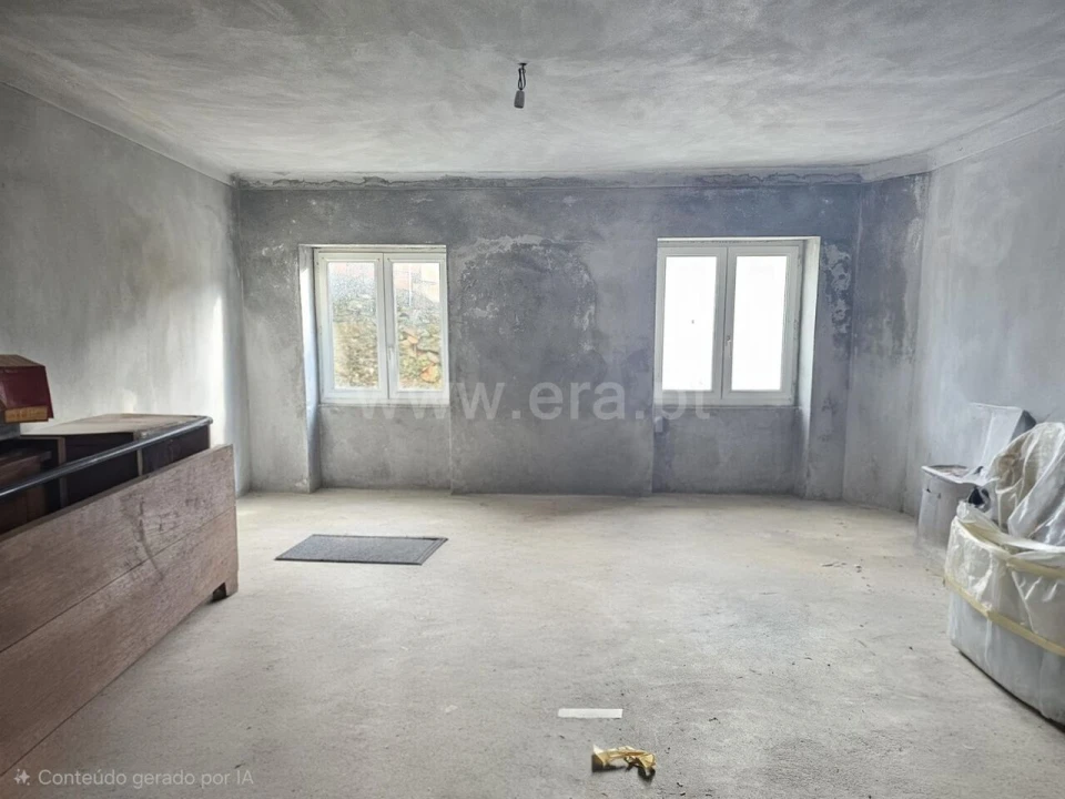 Moradia T2 para Venda em Barroca Foto 4