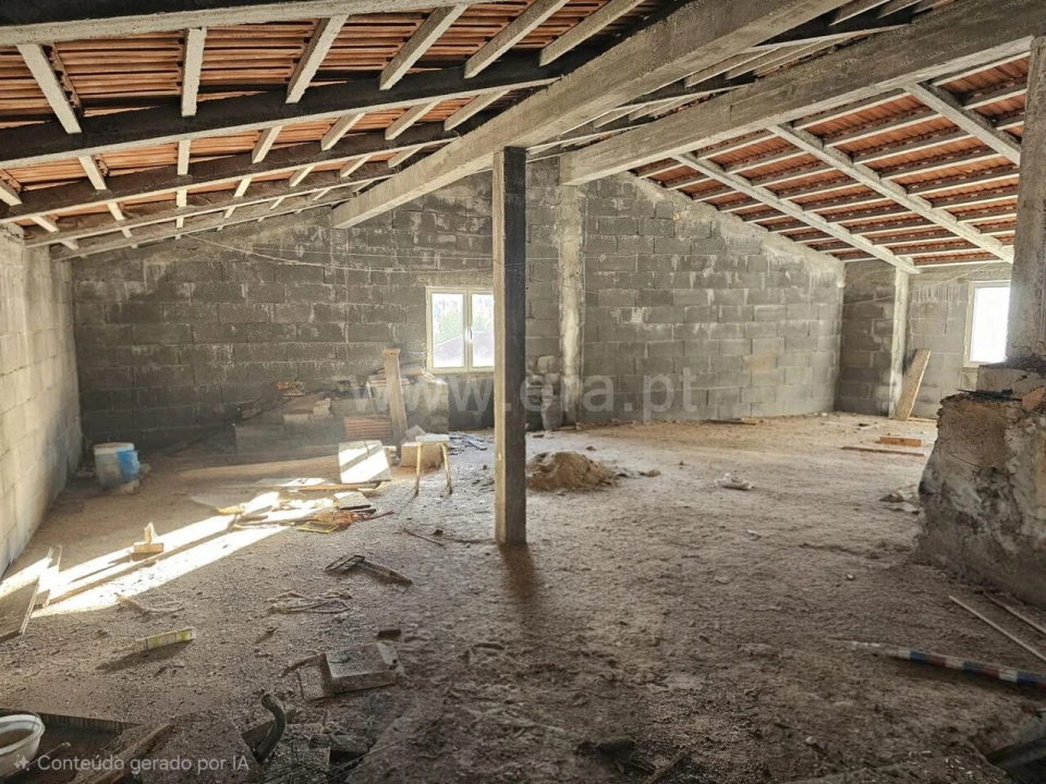 Moradia T2 para Venda em Barroca Foto 13