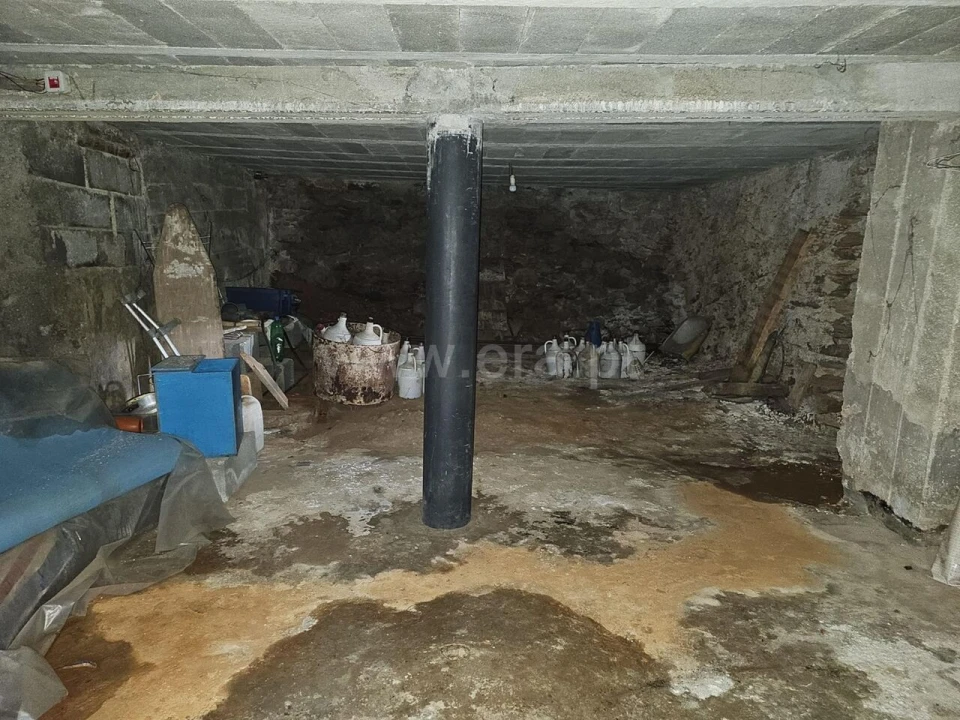 Moradia T2 para Venda em Barroca Foto 8