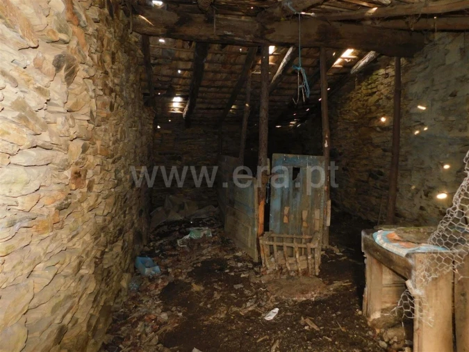 Quinta T1 para Venda em Enxames Foto 4