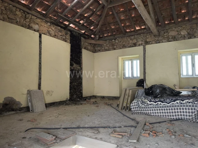 Moradia T2 para Venda em Penha Garcia Foto 13