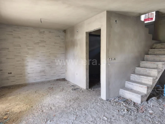 Moradia T2 para Venda em Penha Garcia Foto 3