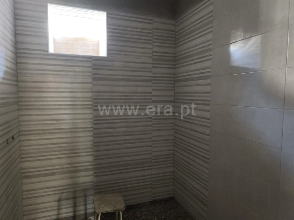 Moradia T2 para Venda em Penha Garcia Foto 6