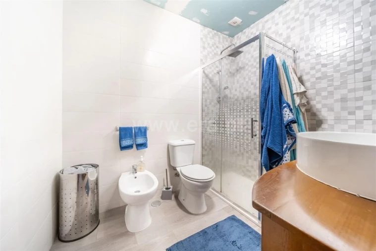 Moradia T4 para Venda em Fundão, Valverde, Donas, A. Joanes, A. Nova Cabo Foto 9