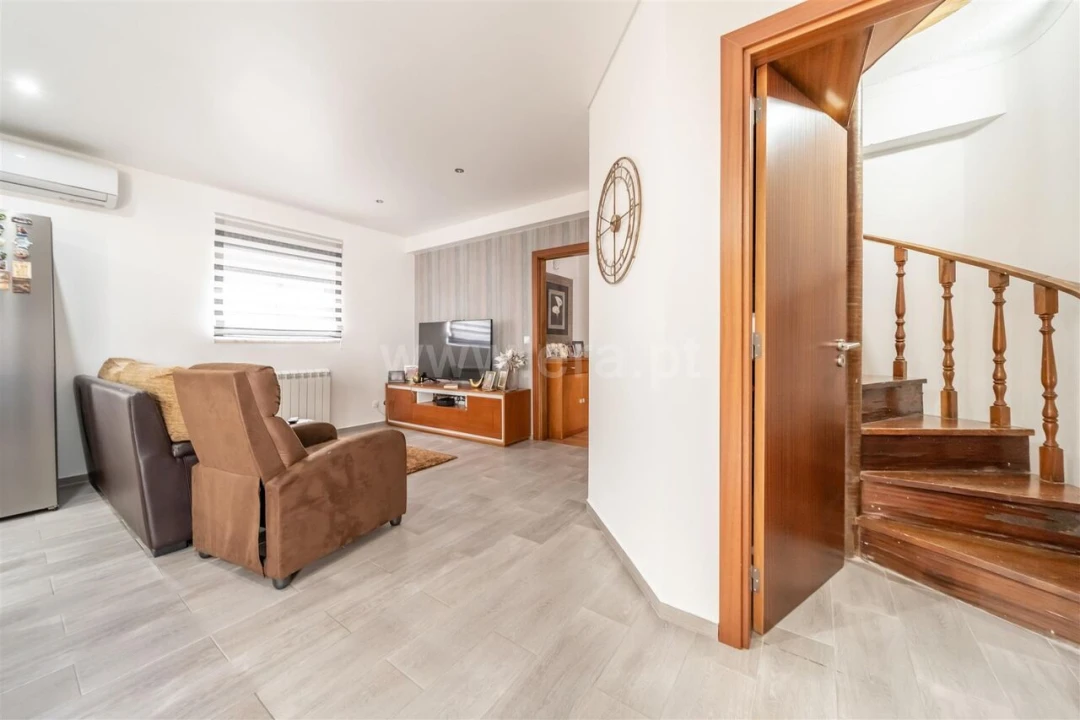 Moradia T4 para Venda em Fundão, Valverde, Donas, A. Joanes, A. Nova Cabo Foto 4