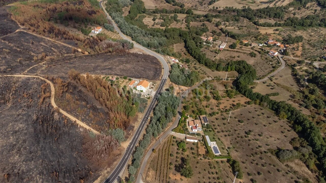 Terreno para Venda em Souto da Casa Foto 3