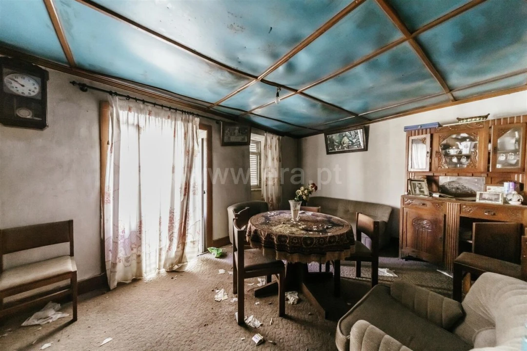 Moradia T3 para Venda em Alcaide Foto 5