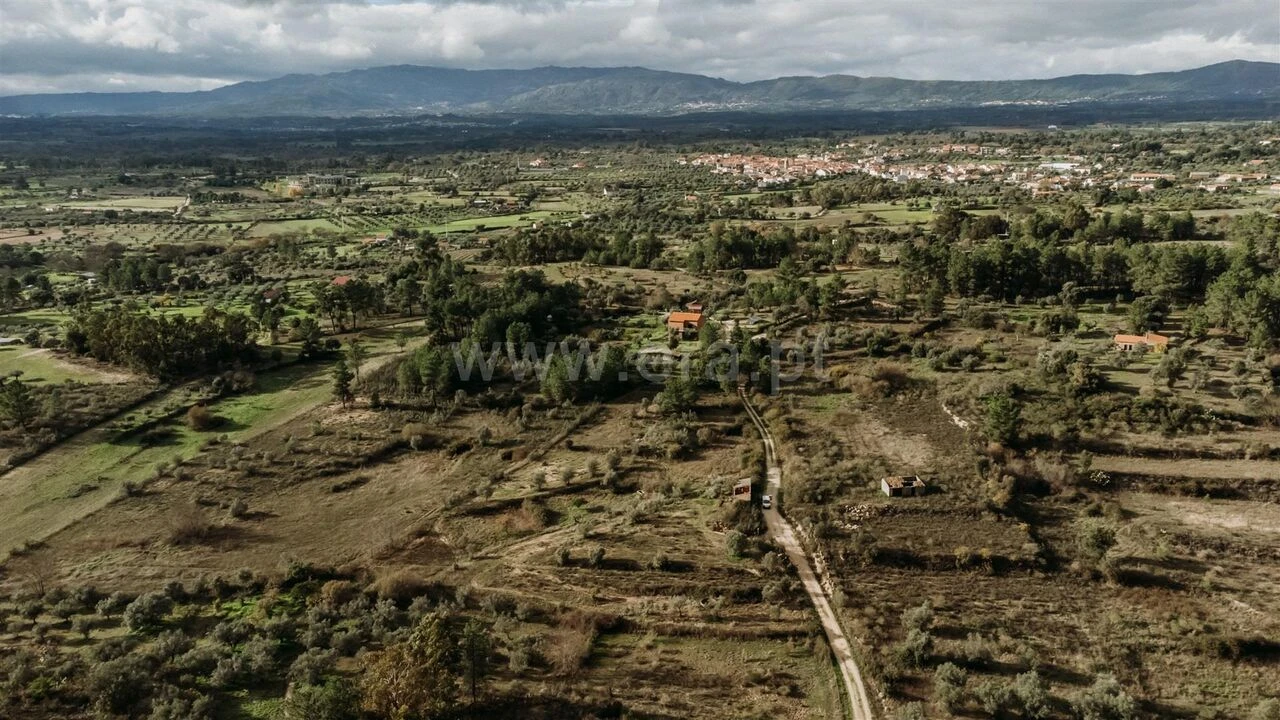Quinta T0 para Venda em Orca Foto 5