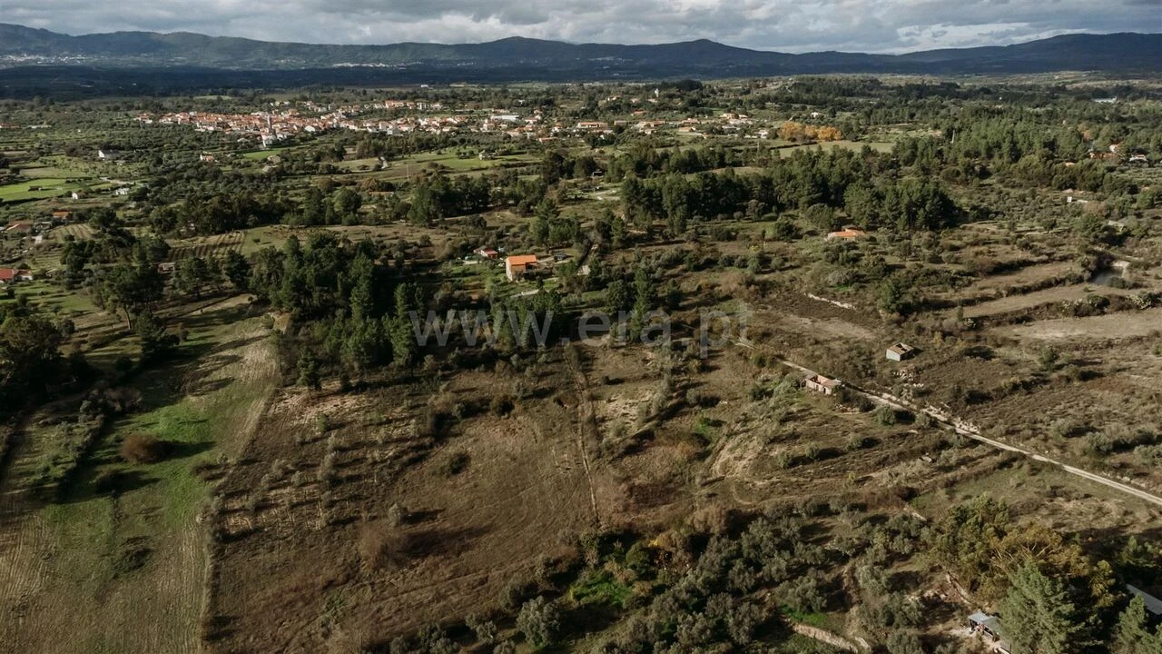 Quinta T0 para Venda em Orca Foto 4