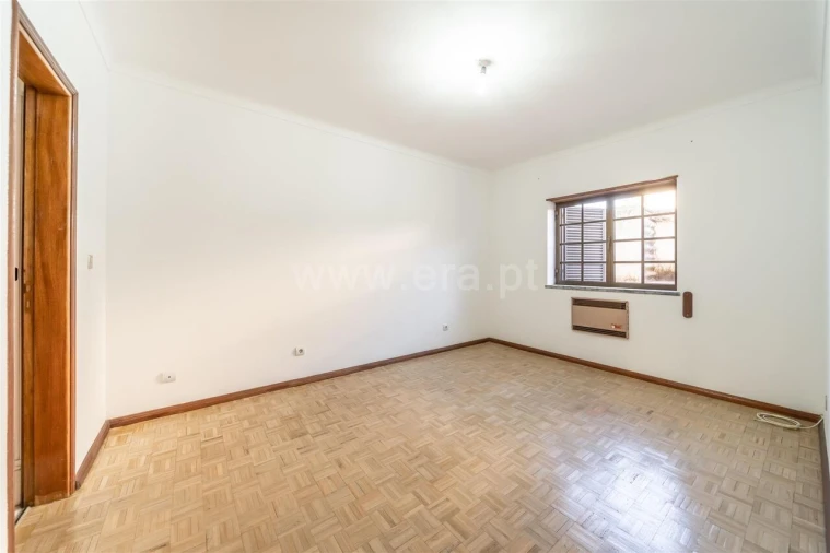 Moradia T6 para Venda em Fundão, Valverde, Donas, A. Joanes, A. Nova Cabo Foto 17