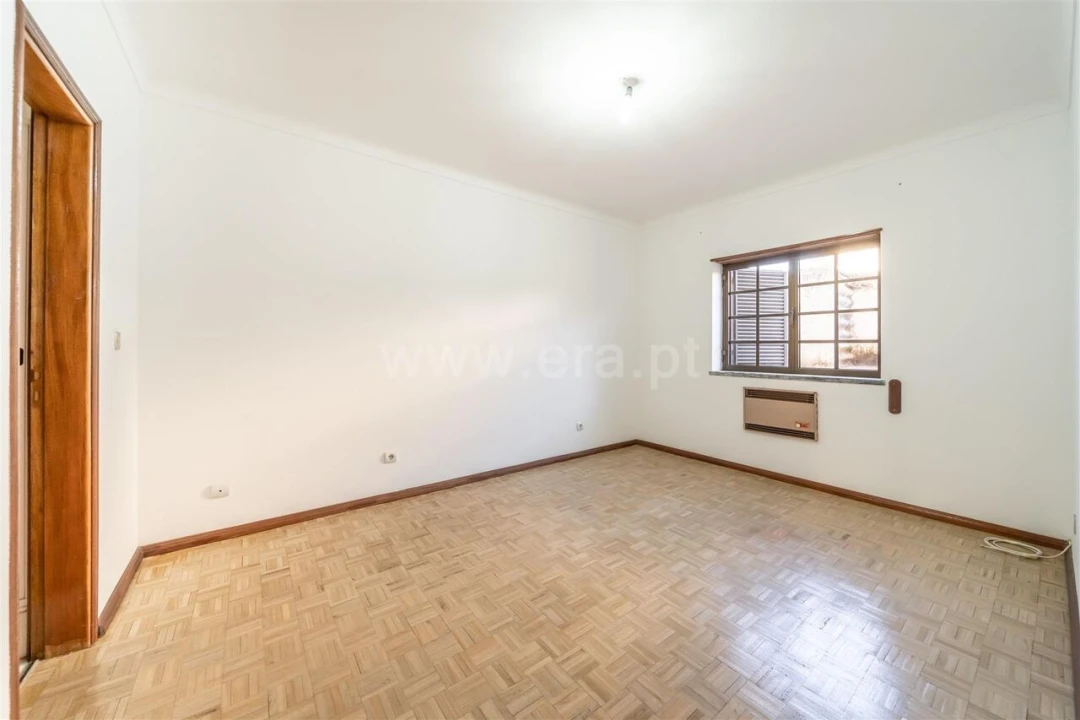 Moradia T6 para Venda em Fundão, Valverde, Donas, A. Joanes, A. Nova Cabo Foto 17