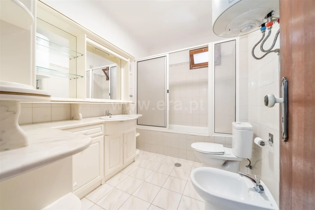 Moradia T6 para Venda em Fundão, Valverde, Donas, A. Joanes, A. Nova Cabo Foto 16