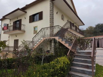 Moradia T4 para Venda em Souto da Casa