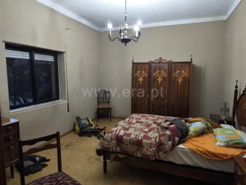 Moradia T4 para Venda em Souto da Casa