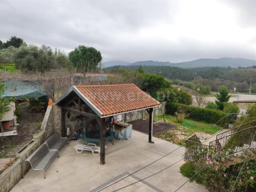 Moradia T4 para Venda em Souto da Casa