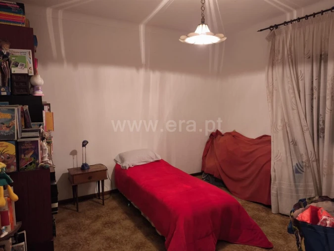 Moradia T4 para Venda em Souto da Casa Foto 9