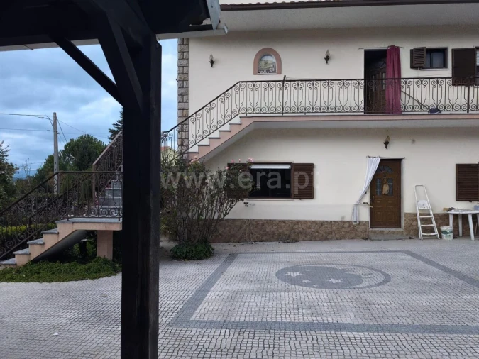 Moradia T4 para Venda em Souto da Casa Foto 12