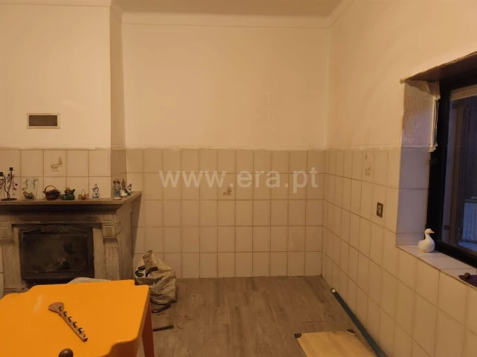 Moradia T4 para Venda em Souto da Casa Foto 4