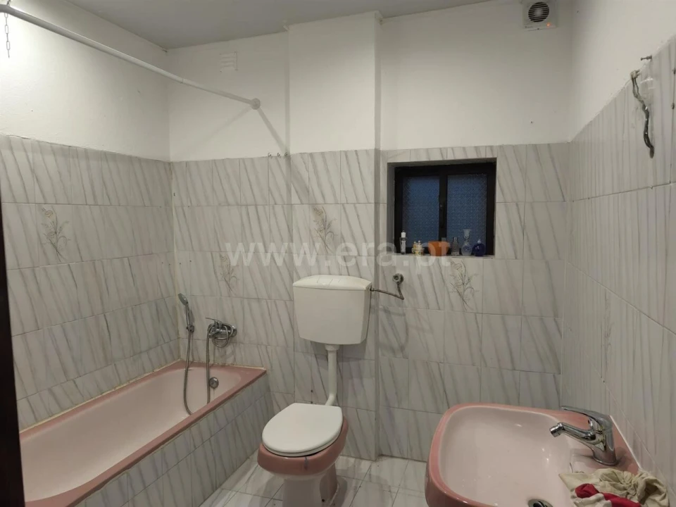 Moradia T4 para Venda em Souto da Casa Foto 8