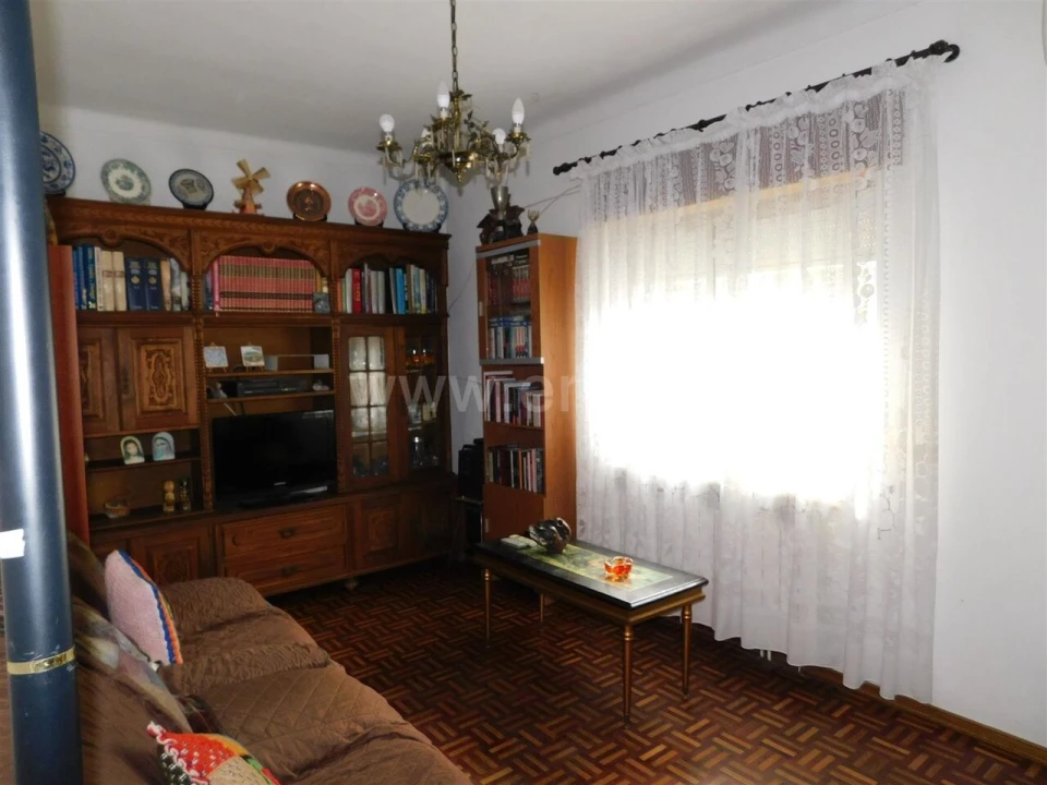 Moradia T5 para Venda em São Jorge da Beira Foto 4