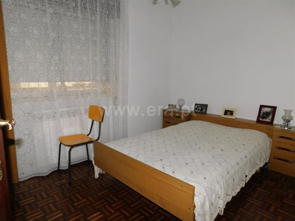 Moradia T5 para Venda em São Jorge da Beira Foto 11