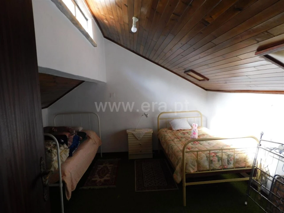 Moradia T5 para Venda em São Jorge da Beira Foto 8