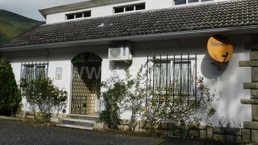 Moradia T5 para Venda em São Jorge da Beira