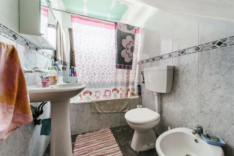 Moradia T3 para Venda em Castelejo Foto 9