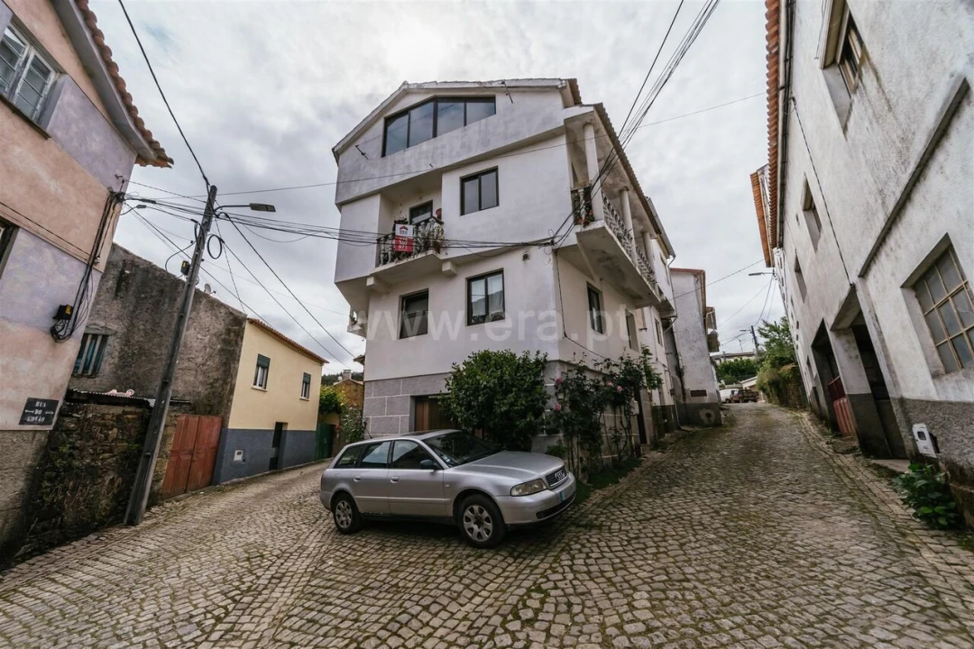 Moradia T3 para Venda em Castelejo Foto 2