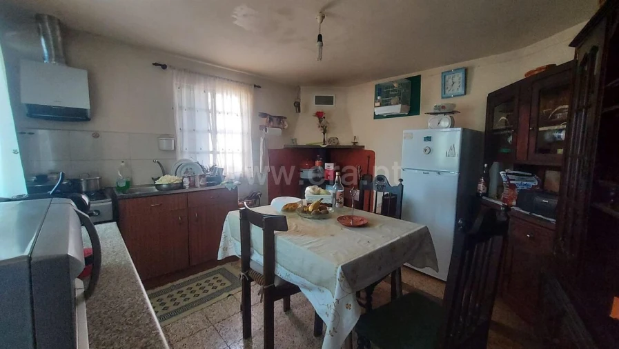 Moradia T2 para Venda em Barroca Foto 2