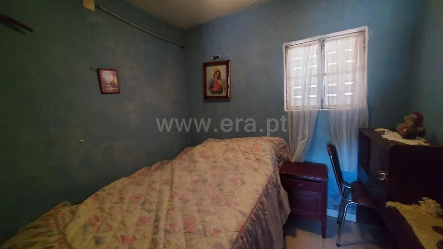 Moradia T2 para Venda em Barroca Foto 4