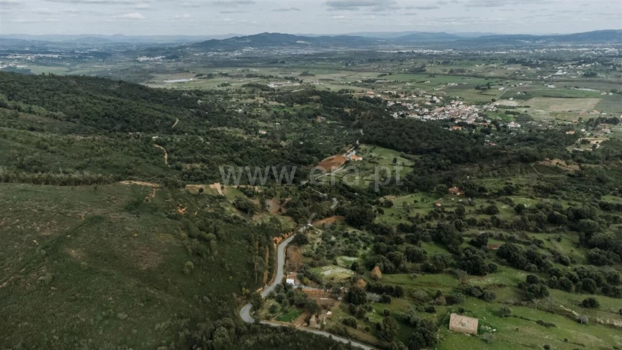 Terreno para Venda em Telhado Foto 12