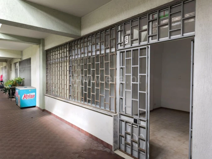 Loja para Venda em Fundão, Valverde, Donas, A. Joanes, A. Nova Cabo